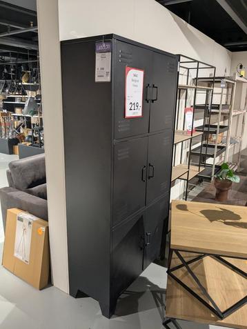 LAATSTE METALEN BERGKAST NU VOOR SPOTPRIJS  beschikbaar voor biedingen
