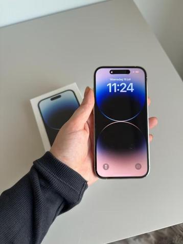 iPhone 14 Pro 256 GB zilver in nieuwstaat - simlockvrij beschikbaar voor biedingen