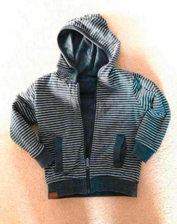 Vestje Tom Tailor reversible maat 92-98 beschikbaar voor biedingen