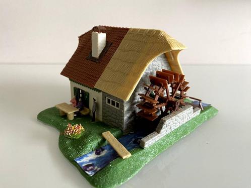 HO Faller B-228 huis met waterwiel zonder motor (393*2), Hobby en Vrije tijd, Modeltreinen | H0, Zo goed als nieuw, Brug, Tunnel of Gebouw