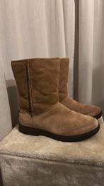 Uggs chesnut maat 37, Ophalen of Verzenden, Zo goed als nieuw, Zwart