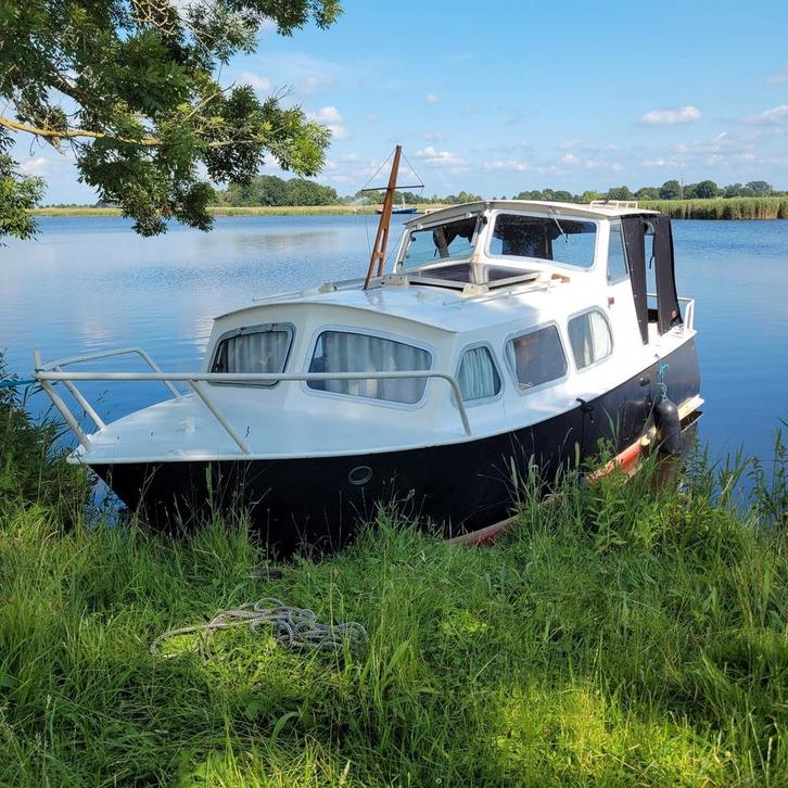 G.o.h. Motorboot / Lengte 7.5 m / met Zeer Zuinige Diesel, Watersport en Boten, Motorboten en Motorjachten, Zo goed als nieuw