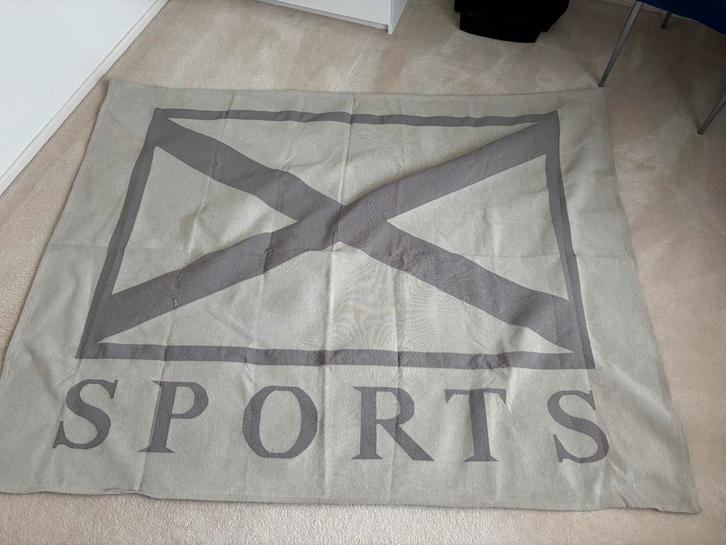Scapa sports, luxe interieur Mooie Deken - Sports Design, Huis en Inrichting, Stoffering | Tapijten en Kleden, Zo goed als nieuw