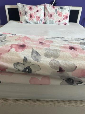 200*180 electric bed beschikbaar voor biedingen