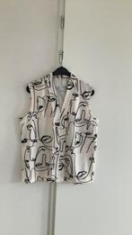 Blouse. NIEUW, Ophalen of Verzenden, Nieuw, Maat 42/44 (L), Beige