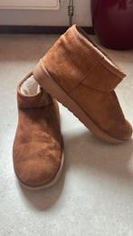 Uggs look-a-like laarsjes teddy bruin maat 37, Kleding | Dames, Schoenen, Ophalen of Verzenden, Gedragen, Bruin