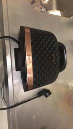 Tosti apparaat 750watt, Witgoed en Apparatuur, Ophalen of Verzenden, Zo goed als nieuw