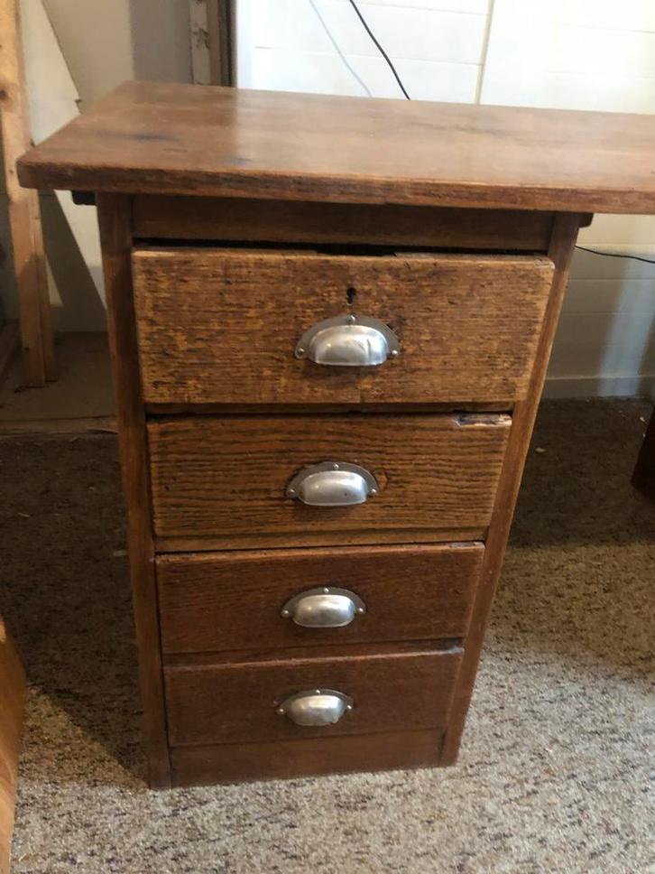 Eiken bureau met lades, Huis en Inrichting, Bureaus, Gebruikt, Bureau, Ophalen