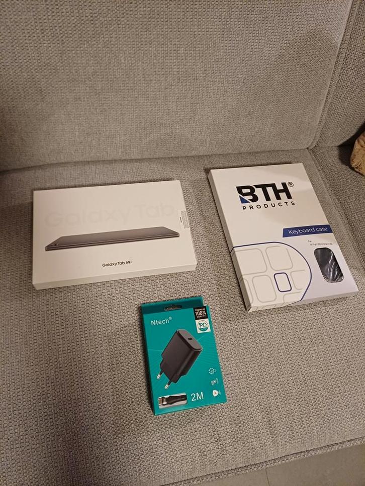 NIEUW IN SEAL: Samsung Galaxy Tab A9+ (128GB) + Keyboard Cas, Computers en Software, Android Tablets, Nieuw, 11 inch, Ophalen of Verzenden