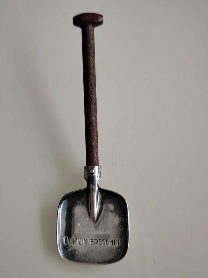 Zilverkleurige miniatuur pioniersschop/suikerschep, 11 cm, Antiek en Kunst, Antiek | Bestek, Ophalen of Verzenden