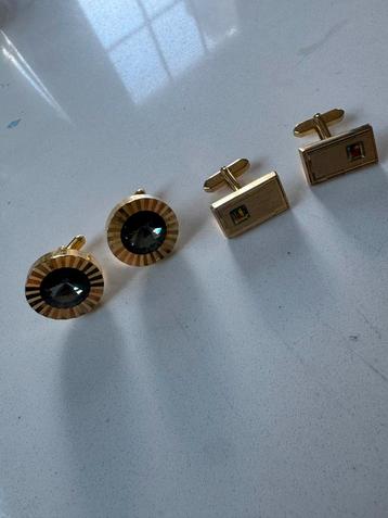 2x Paar Sets Goudkleurige Manchetknopen Manchet Vintage beschikbaar voor biedingen