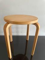 IKEA Frosta Kruk - Houten Zitkruk, Huis en Inrichting, Krukjes, Ophalen of Verzenden, Gebruikt, Hout