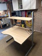 Te koop ikea bureau, Huis en Inrichting, Bureaus, Ophalen, Zo goed als nieuw