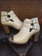 Timberland pumps / sandaal - ivoor met open teen 38,5, Overige kleuren, Ophalen of Verzenden, Timberland, Schoenen met hoge hakken