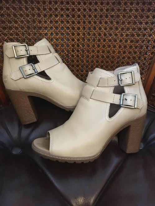 Timberland pumps / sandaal - ivoor met open teen 38,5, Kleding | Dames, Schoenen, Gedragen, Schoenen met hoge hakken, Overige kleuren