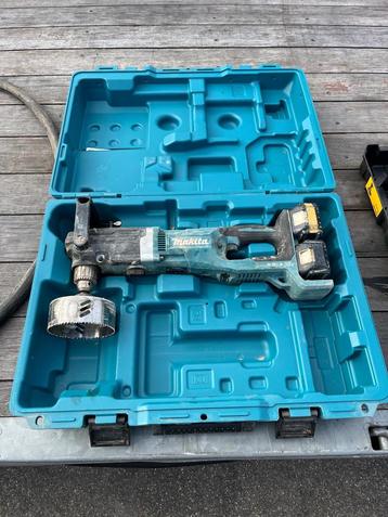 Makita DDA460ZK 2x18 V Haakse boormachine in kist + 2x accu! beschikbaar voor biedingen