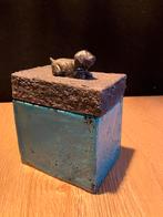 Keramieken urn incl.deksel met hondje, Antiek en Kunst, Antiek | Keramiek en Aardewerk, Ophalen of Verzenden