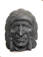 Indiaan van steen voor aan de wand  hoog 23cm breed 18cm, Ophalen of Verzenden, Zo goed als nieuw