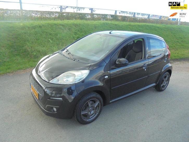 Peugeot 107 Peugeot 107 1.0 benzine 5 deurs airco lmv Led 13, Auto's, Peugeot, Te koop, ABS, Airbags, Airconditioning, Centrale vergrendeling