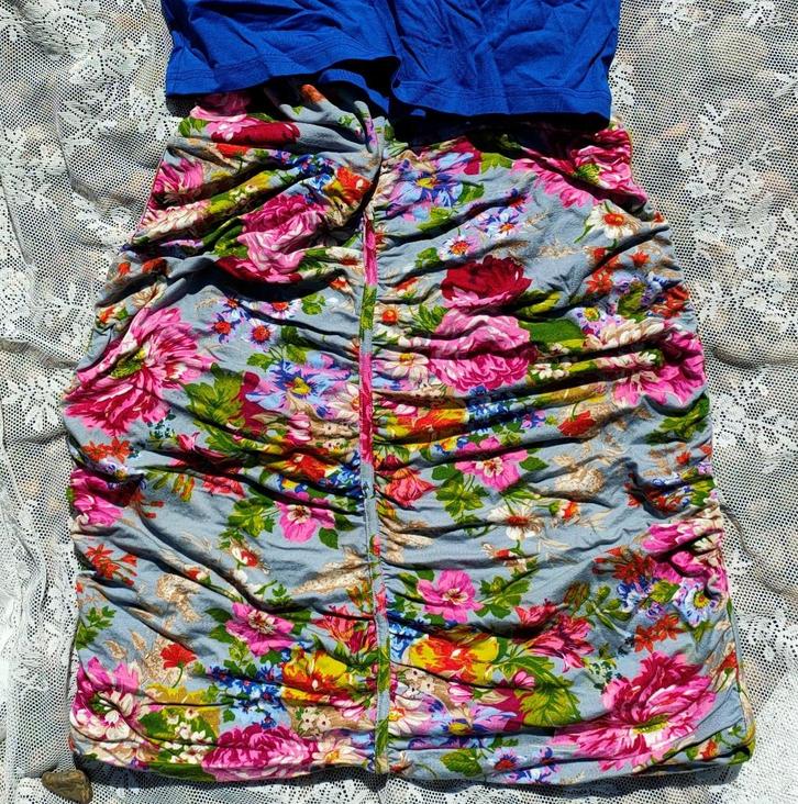 Prachtige La Ligna rok. Apart design mooi om je heen. L, Kleding | Dames, Rokken, Zo goed als nieuw, Maat 38/40 (M), Overige kleuren