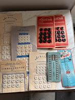 Set oude knopen fournituren voor de verzamelaar. Brocante, Hobby en Vrije tijd, Naaien en Fournituren, Ophalen of Verzenden, Knoop of Knopen