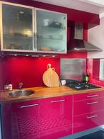 Keukenblok inclusief apparatuur - gratis ophalen, Ophalen, Gebruikt, Enkelwandige keuken, Hoogglans of Gelakt