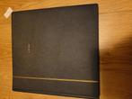 Safe album postzegels Nederland met leuke inhoud, Ophalen of Verzenden