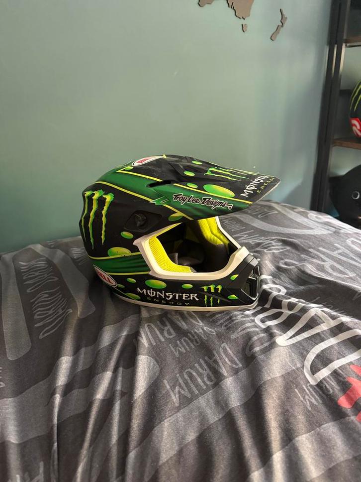 Crosshelm Monster Energy Helm, Fietsen en Brommers, Brommerhelmen, Gebruikt, Extra large of groter, Ophalen of Verzenden