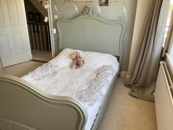 Mooi antiek ledikant (twijfelaar) beschikbaar voor biedingen