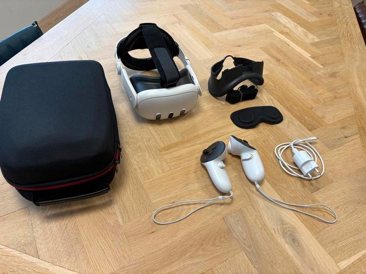 Meta Quest 3 - Compleet met garantie!, Spelcomputers en Games, Virtual Reality, Zo goed als nieuw, Pc, VR-bril, Ophalen of Verzenden