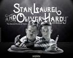 Stan Laurel & Oliver Hardy 1/3 Statue, Verzamelen, Ophalen of Verzenden, Nieuw, Film, Beeldje, Replica of Model