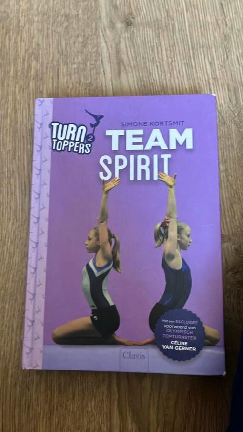 Simone Kortsmit - Teamspirit, Boeken, Kinderboeken | Jeugd | 10 tot 12 jaar, Zo goed als nieuw, Ophalen