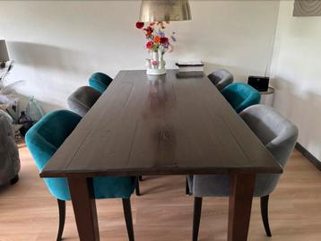 Moderne etthoek 240 x 110 cm met 6 stoelen beschikbaar voor biedingen