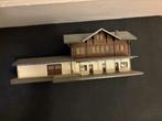 Modelspoorbaan huisje, Ophalen of Verzenden, Gebruikt, Gelijkstroom of Wisselstroom, Brug, Tunnel of Gebouw