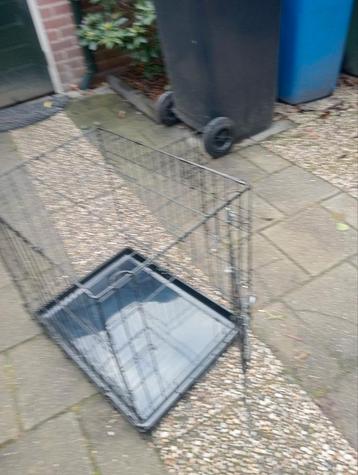 Honden bench 600mm x 400mm beschikbaar voor biedingen