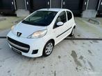 Peugeot 107 1.0-12V Millesim 200 Airco Nap 5 deurs, Auto's, Voorwielaandrijving, Euro 5, Gebruikt, 4 stoelen