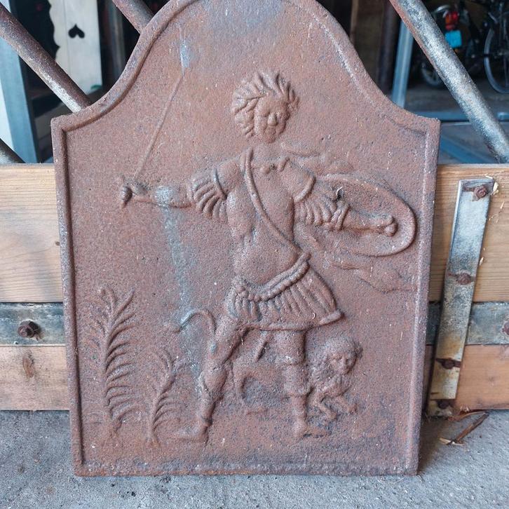 Antieke haardplaat met ridder, Antiek en Kunst, Antiek | Overige Antiek, Ophalen of Verzenden