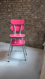 Retro stoelen rood formica (in echt roder dan op de foto), Ophalen