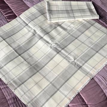 Laura Ashley restant gordijnstof ‘Highland Check’ dove grey  beschikbaar voor biedingen