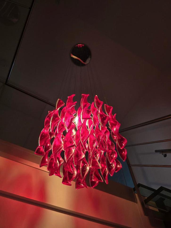 design lamp Axo Light Aura rood hanglamp, Huis en Inrichting, Lampen | Hanglampen, Zo goed als nieuw, 75 cm of meer, Glas, Metaal
