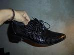 S24) zwart lak leer schoenen maat 43 zgan als nieuw, Zo goed als nieuw, Zwart, Ophalen