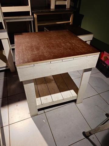 Bloemen Presentatie Tafel - Houten Onderstel beschikbaar voor biedingen