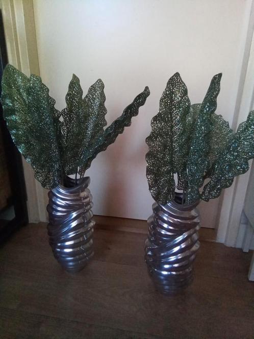 MOOIE ZWARE KWALITEITSVAZEN ALUMINIUM, Huis en Inrichting, Woonaccessoires | Vazen, Gebruikt, Overige kleuren, Minder dan 50 cm