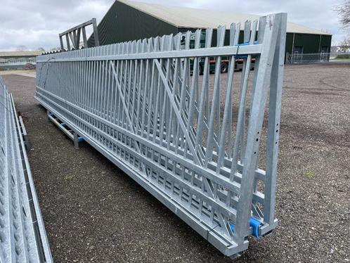 Schuifpoorten Nieuw 6 mtr vrije doorgang x 140 cm hoog, Tuin en Terras, Tuinpoorten, Nieuw, Schuifpoort, Overige materialen, 200 cm of meer