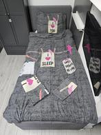 2 1-persoons dekbedovertrekken 140x200 met waslijn, Huis en Inrichting, Eenpersoons, Dekbedovertrek, Ophalen of Verzenden, Zo goed als nieuw