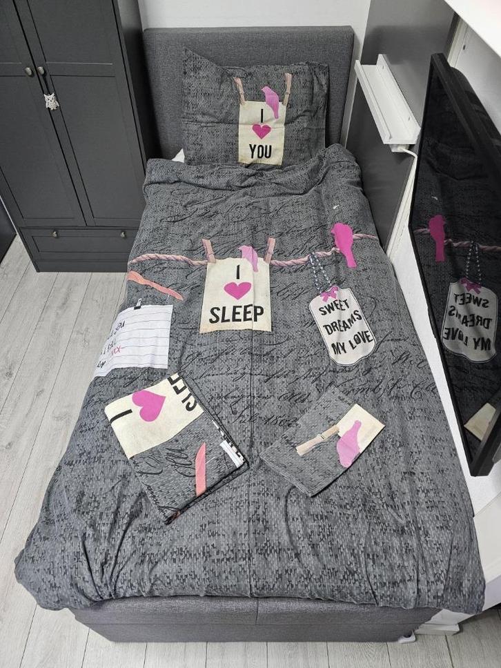 2 1-persoons dekbedovertrekken 140x200 met waslijn, Huis en Inrichting, Slaapkamer | Beddengoed, Zo goed als nieuw, Dekbedovertrek