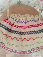 Oude geborduurde tas, Antiek en Kunst, Ophalen of Verzenden