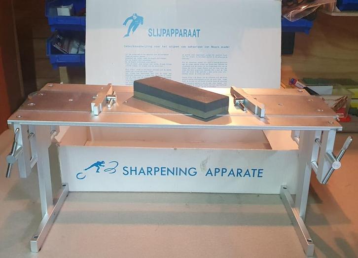SLIJPTAFEL VIKING met slijpsteen als nieuw, Sport en Fitness, Schaatsen, Zo goed als nieuw, Overige typen, Overige merken, Ophalen of Verzenden