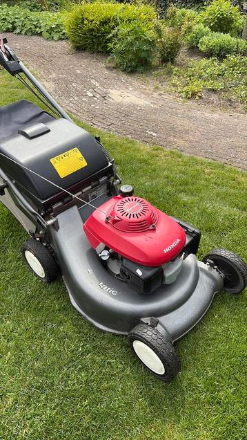 Honda grasmaaier beschikbaar voor biedingen
