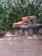 Gratis Dakpannen Afhalen in Baard, Doe-het-zelf en Verbouw, Dakpannen en Dakbedekking, Ophalen, Gebruikt, Steen of Klei, Minder dan 5 m²